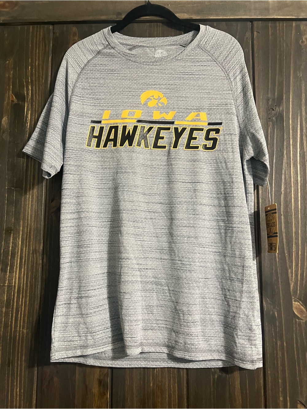Iowa Hawkeyes Performance Men’s Small Raglan Charcoal Grey Rivalry Threads NWT